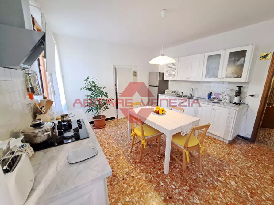 Immagine 21 di Appartamento in vendita  in Quintavalle 1 a Venezia