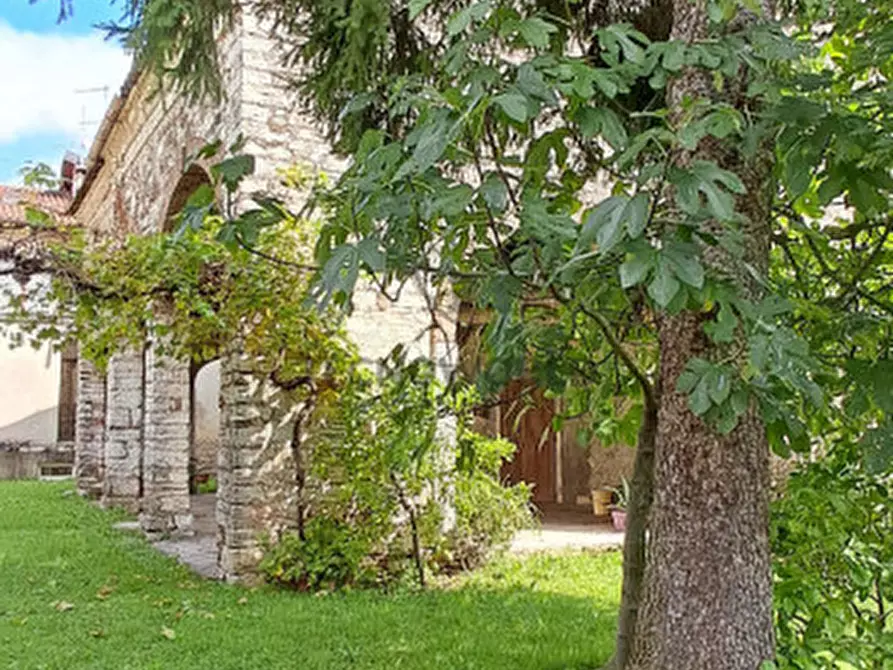 Immagine 17 di Rustico / casale in vendita  in via cazzola a San Vito Di Leguzzano