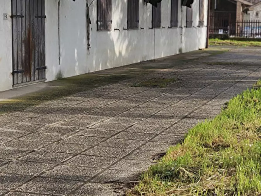 Immagine 2 di Casa indipendente in vendita  in Via Bomba a Cinto Euganeo