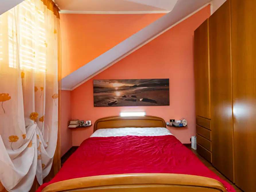 Immagine 33 di Villetta a schiera in vendita  a Busnago