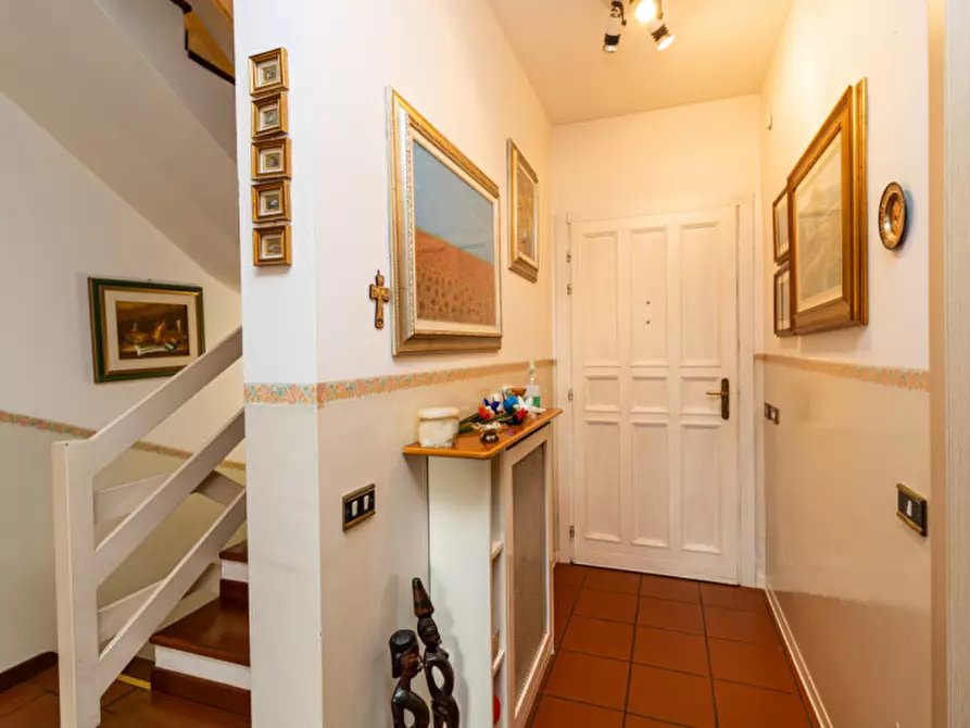 Immagine 34 di Villetta a schiera in vendita  a Busnago