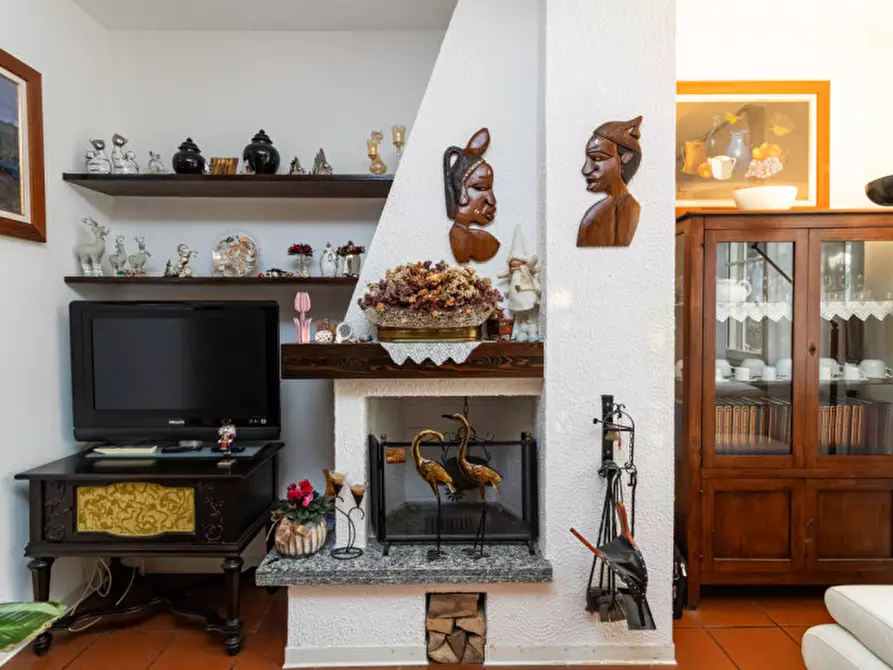 Immagine 41 di Villetta a schiera in vendita  a Busnago