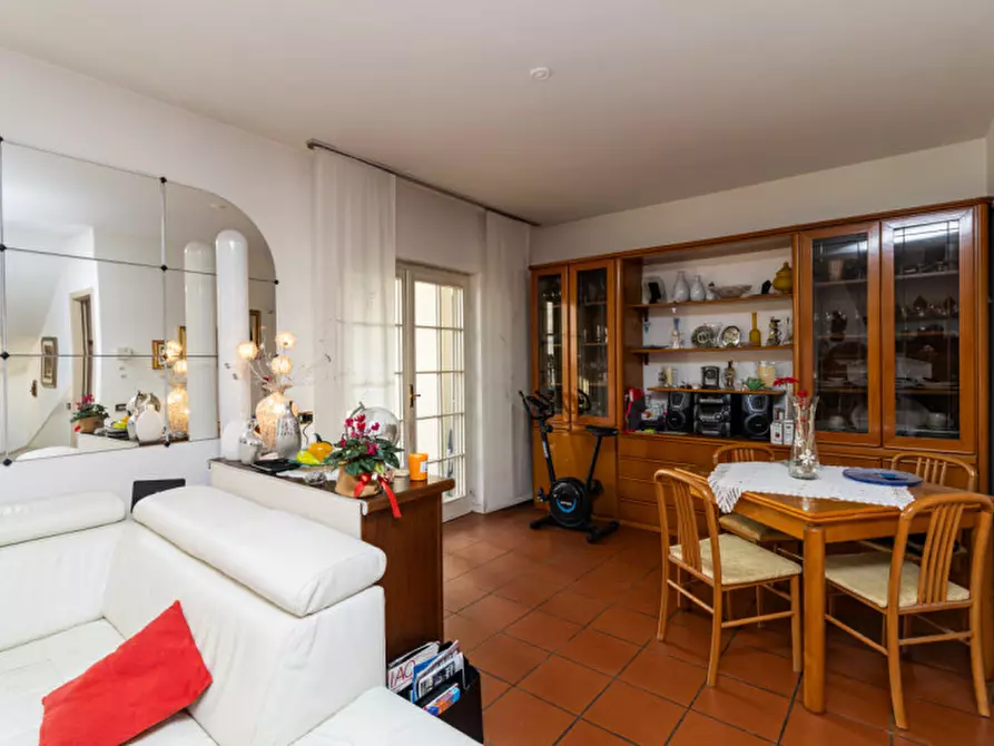 Immagine 62 di Villetta a schiera in vendita  a Busnago