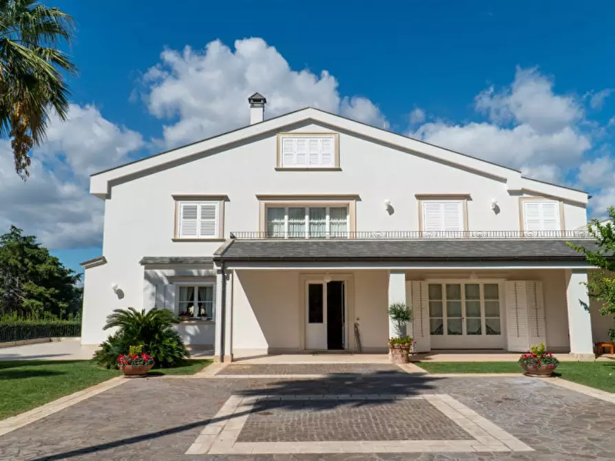 Immagine 4 di Villa in vendita  in Via Rocciola Scrofani a Modica