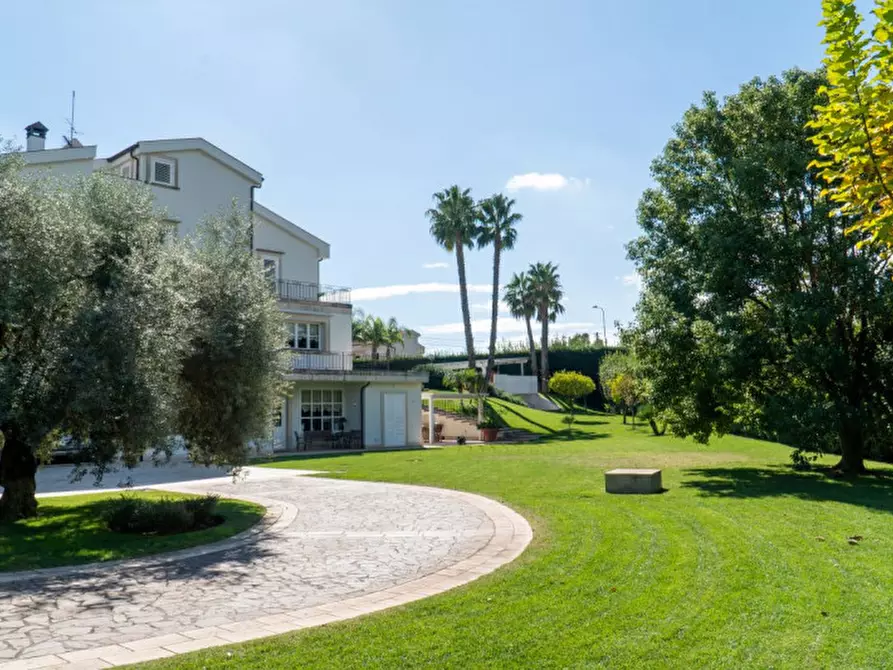 Immagine 4 di Villa in vendita  in Via Rocciola Scrofani a Modica