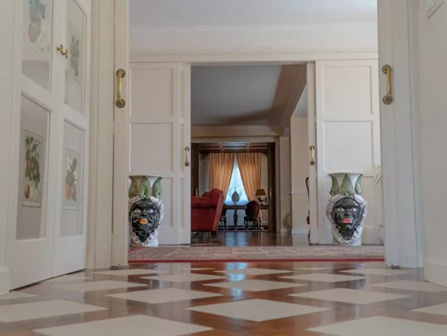 Immagine 22 di Villa in vendita  in Via Rocciola Scrofani a Modica