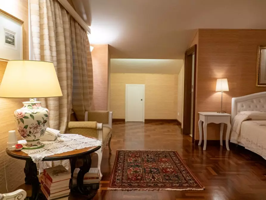 Immagine 35 di Villa in vendita  in Via Rocciola Scrofani a Modica