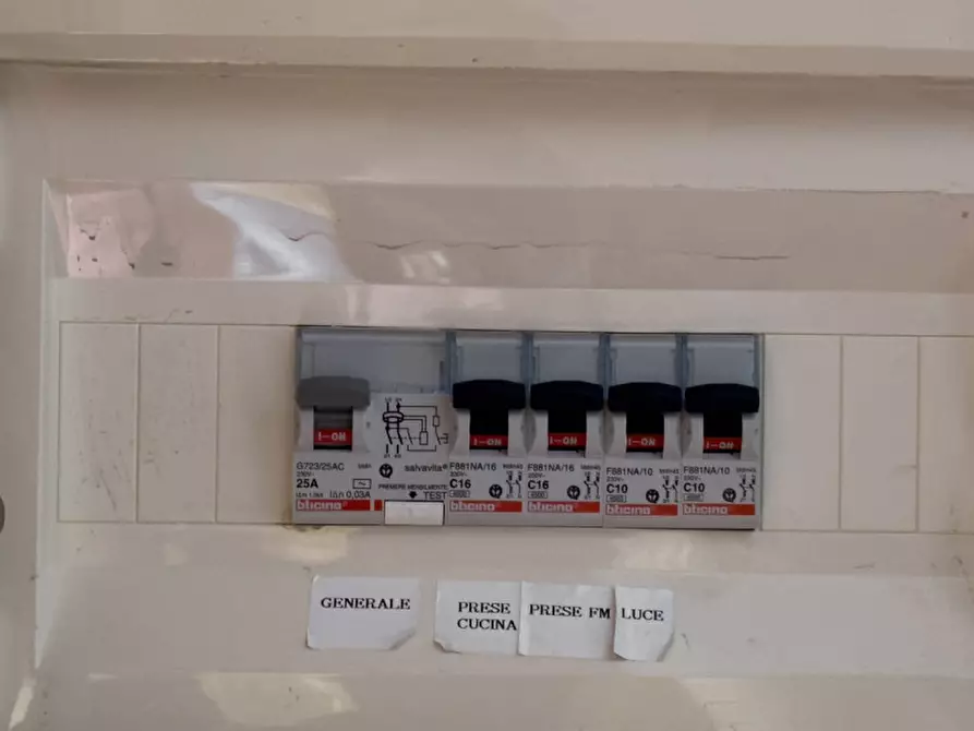 Immagine 36 di Appartamento in vendita  in viale casati, 72 a Caponago