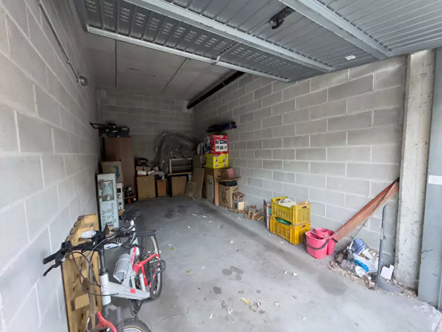 Immagine 39 di Appartamento in vendita  in viale casati, 72 a Caponago