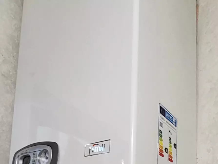 Immagine 11 di Appartamento in vendita  in Piazza Giuseppe Garibaldi, 10 a Pioltello