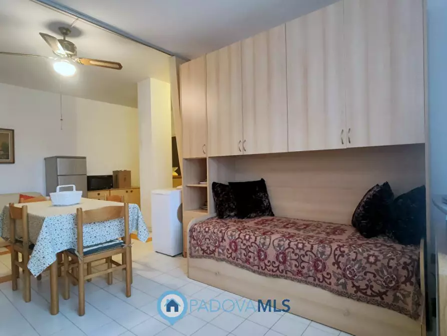 Immagine 13 di Appartamento in vendita  in Via delle Nazioni Unite a Chioggia