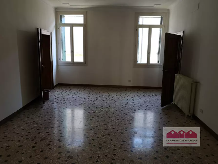 Immagine 4 di Appartamento in vendita  in Contra' Pasini a Vicenza