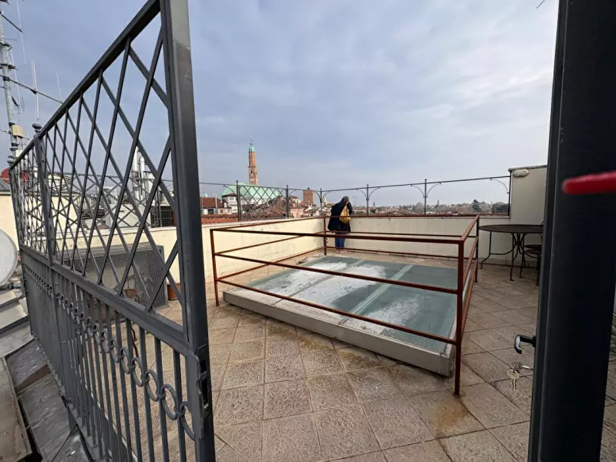 Immagine 12 di Appartamento in vendita  in Contra' Pasini a Vicenza