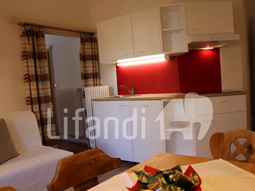 Immagine 7 di Casa indipendente in vendita  a Borgo D'anaunia