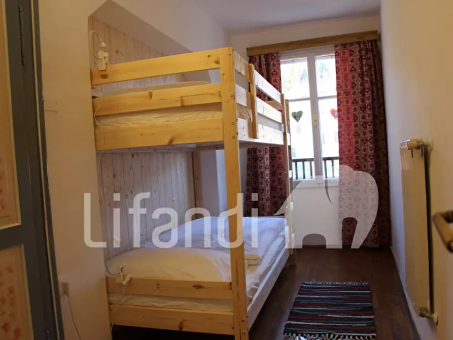 Immagine 10 di Casa indipendente in vendita  a Borgo D'anaunia