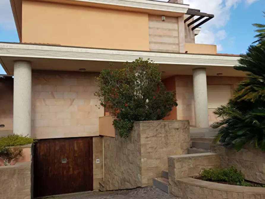 Immagine 10 di Villa in vendita  in Via Pietro Nenni n 28 a Sassari