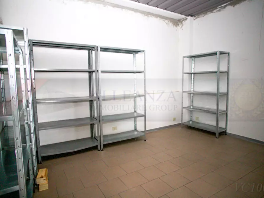 Immagine 11 di Capannone industriale in vendita  in Via Burri a Barberino Tavarnelle