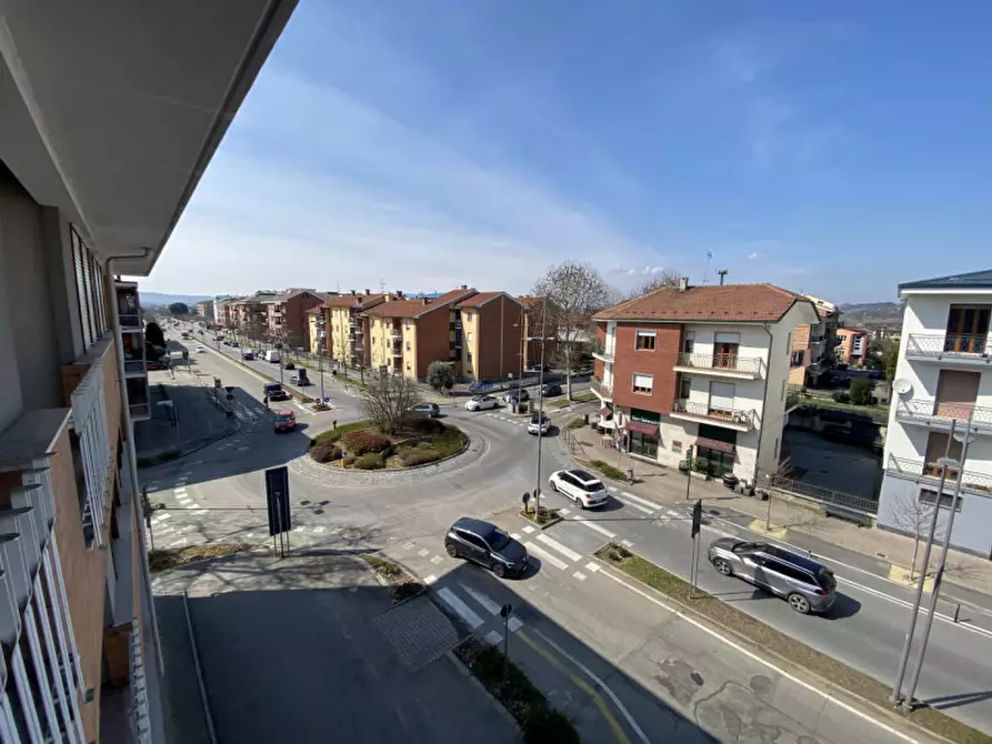 Immagine 1 di Appartamento in vendita  in Corso Europa 39 a Alba
