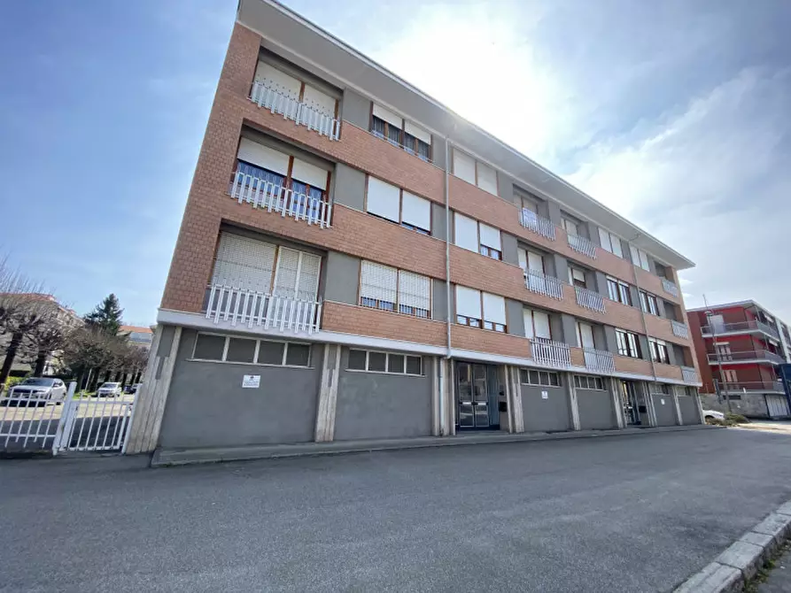 Immagine 2 di Appartamento in vendita  in Corso Europa 39 a Alba