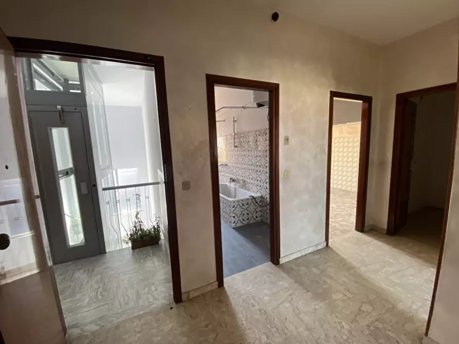 Immagine 7 di Appartamento in vendita  in Corso Europa 39 a Alba