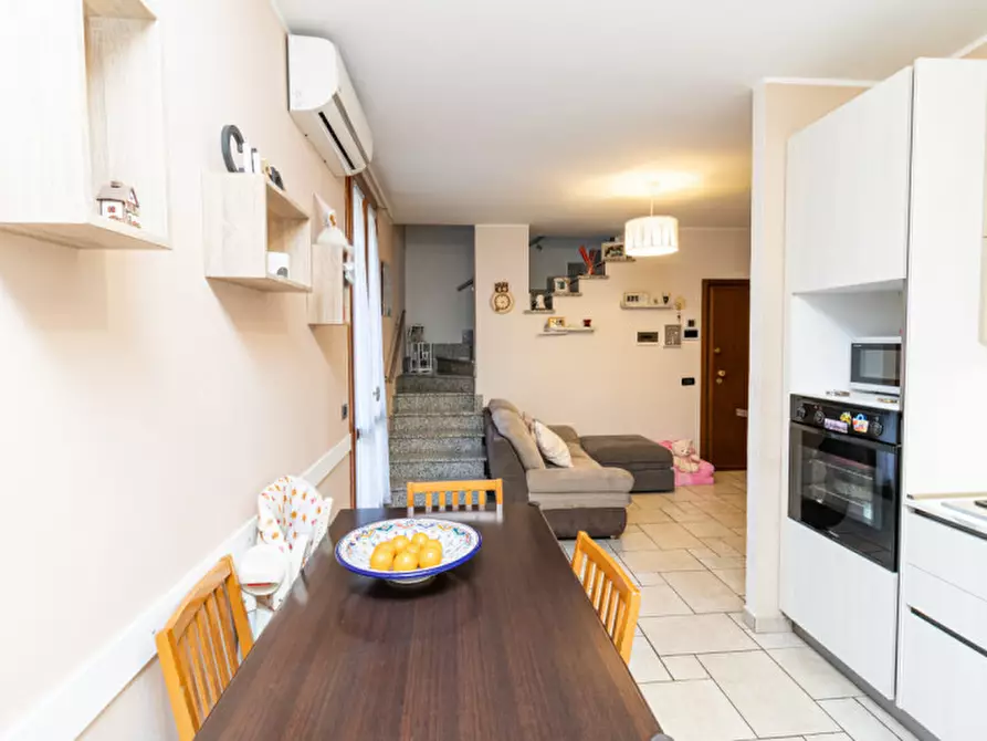 Immagine 20 di Appartamento in vendita  in Via Filippo Corridoni, 63 a Brugherio