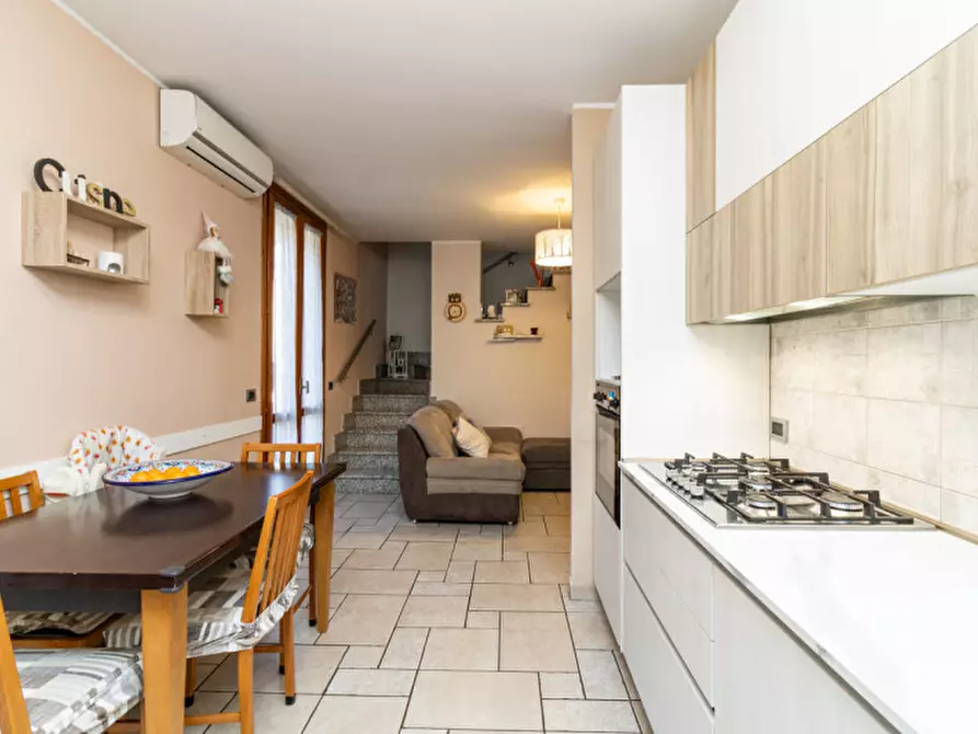 Immagine 35 di Appartamento in vendita  in Via Filippo Corridoni, 63 a Brugherio