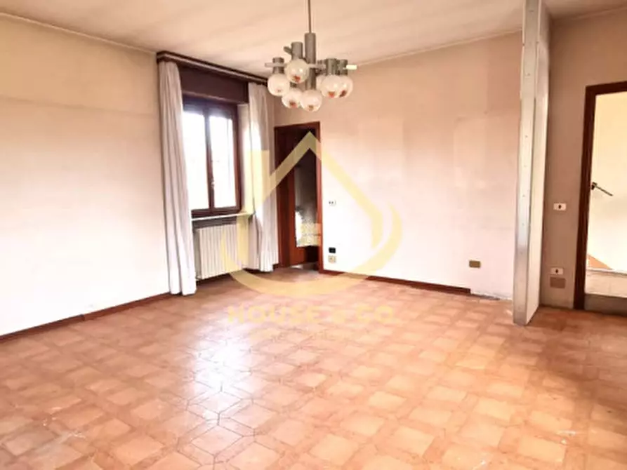 Immagine 32 di Villa in vendita  in Viale Petrarca a Vigevano