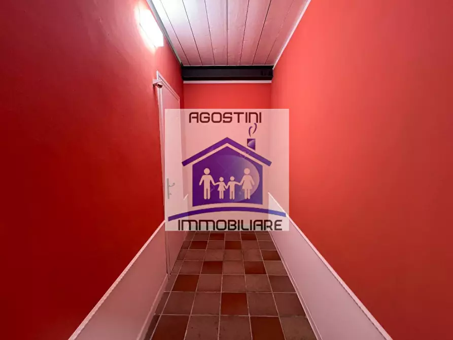 Immagine 8 di Ufficio in affitto  a Ascoli Piceno