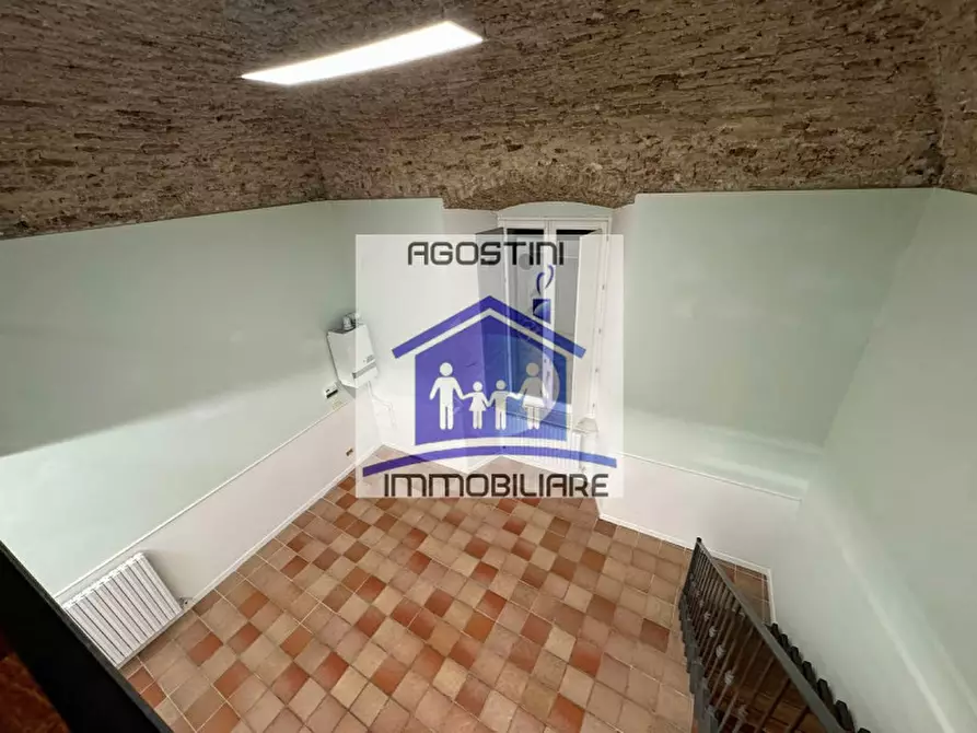 Immagine 10 di Ufficio in affitto  a Ascoli Piceno
