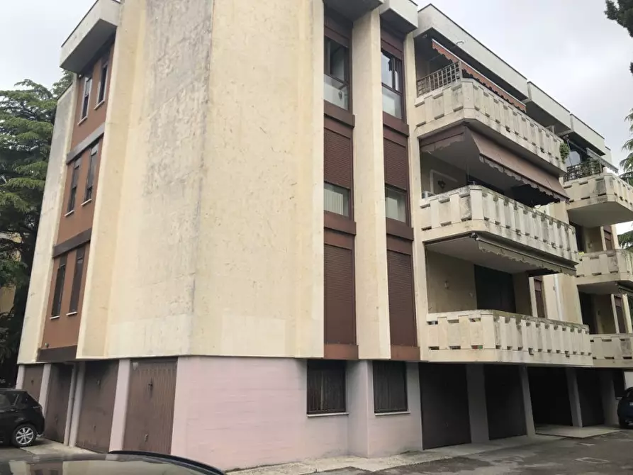 Immagine 2 di Appartamento in vendita  in VIA SOGRAFI a Padova