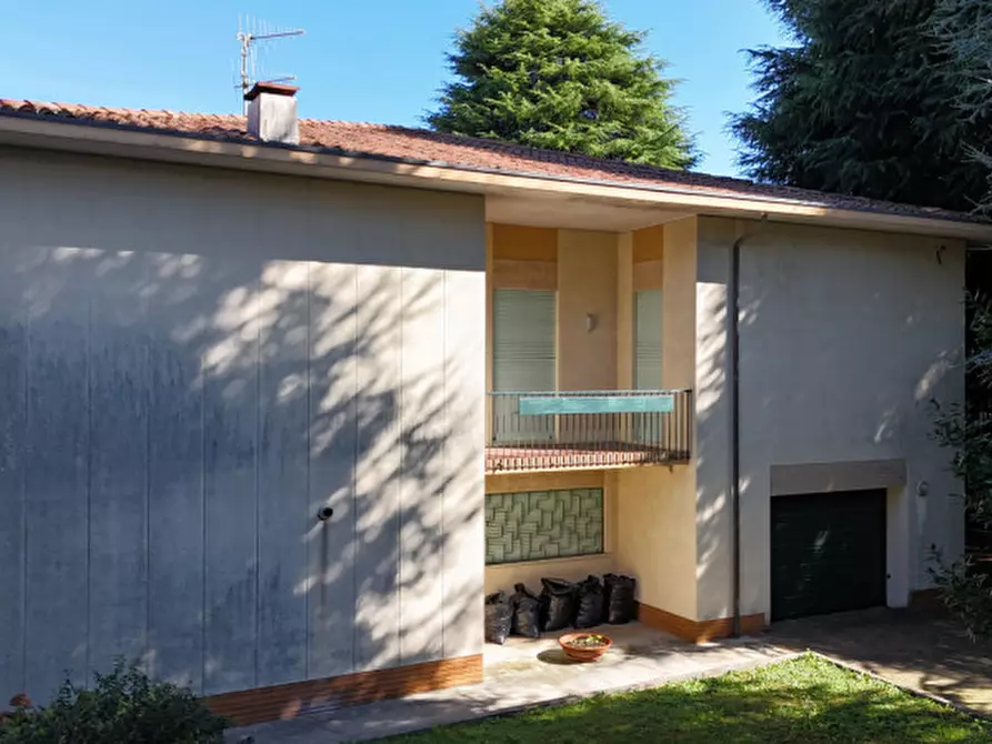 Immagine 23 di Casa bifamiliare in vendita  in Schio Via P. Lioy a Schio