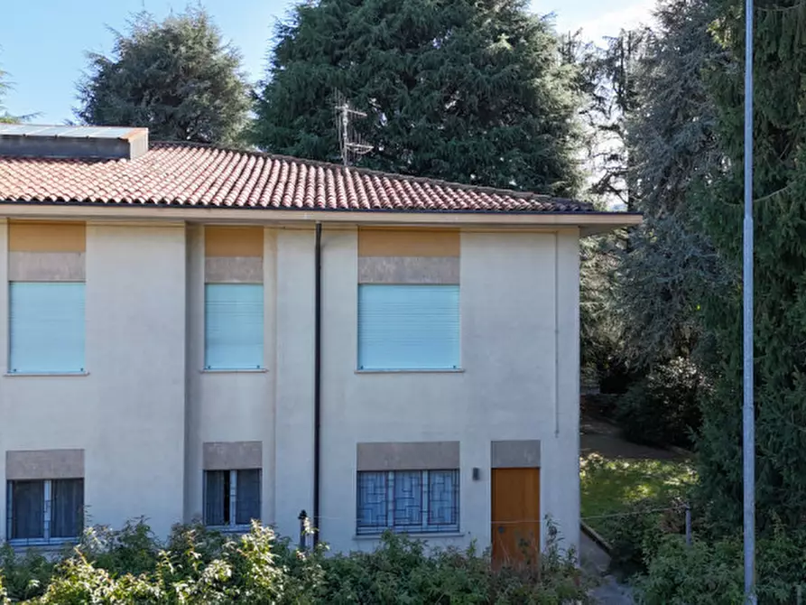 Immagine 25 di Casa bifamiliare in vendita  in Schio Via P. Lioy a Schio