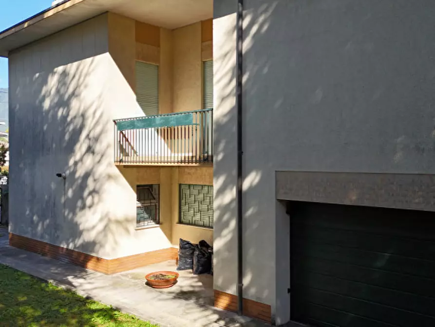 Immagine 29 di Casa bifamiliare in vendita  in Schio Via P. Lioy a Schio