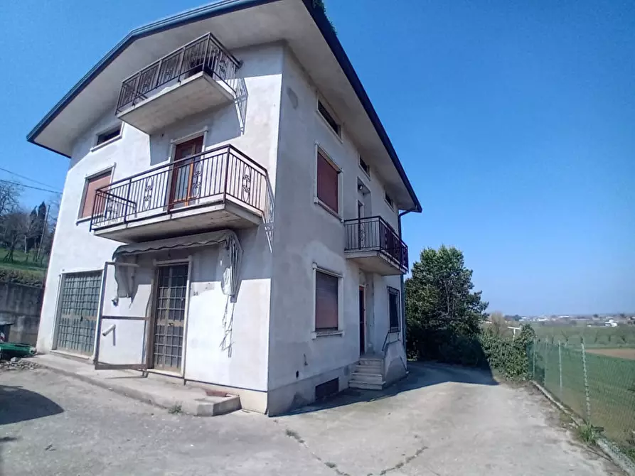 Immagine 1 di Casa indipendente in vendita  in Via all'Acqua a Isola Vicentina