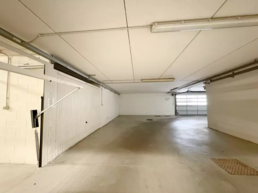 Immagine 2 di Garage in vendita  in Via Lago di Garda a San Bonifacio
