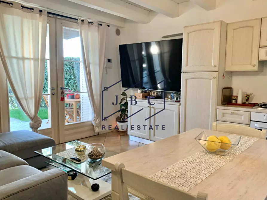 Immagine 3 di Appartamento in vendita  in Via Cristoforo Colombo 70 a Jesolo