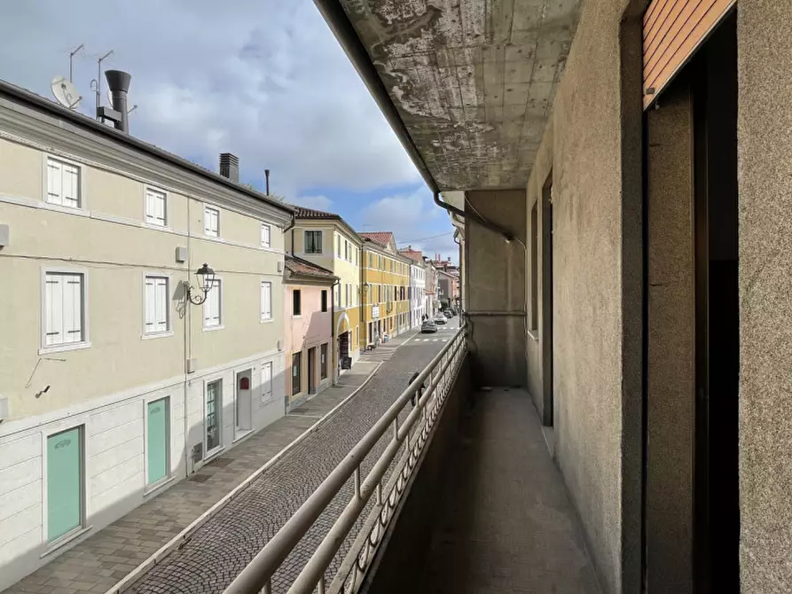 Immagine 12 di Palazzo in vendita  in via roma 16 a Rossano Veneto