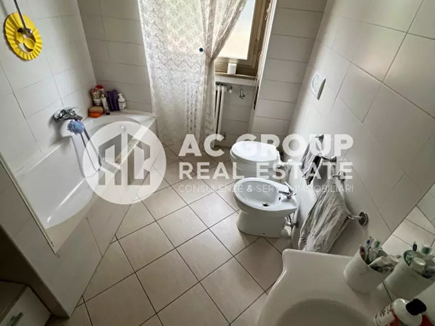 Immagine 6 di Appartamento in vendita  in Via Giuseppe Parini a Lomazzo