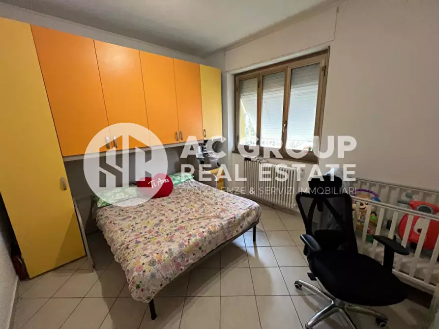 Immagine 8 di Appartamento in vendita  in Via Giuseppe Parini a Lomazzo