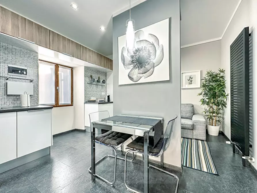 Immagine 3 di Appartamento in vendita  in Via Massimo d'Azeglio 67 a Cannero Riviera