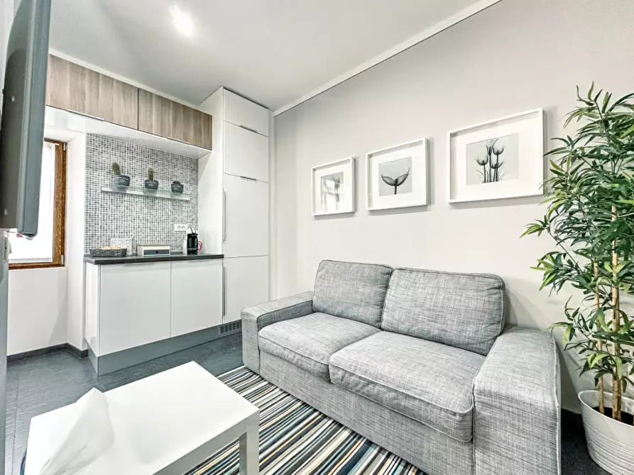 Immagine 4 di Appartamento in vendita  in Via Massimo d'Azeglio 67 a Cannero Riviera