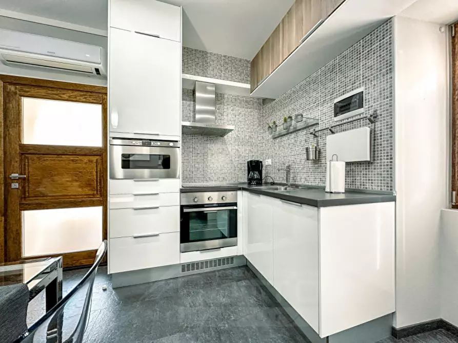 Immagine 6 di Appartamento in vendita  in Via Massimo d'Azeglio 67 a Cannero Riviera