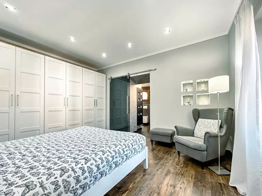 Immagine 9 di Appartamento in vendita  in Via Massimo d'Azeglio 67 a Cannero Riviera