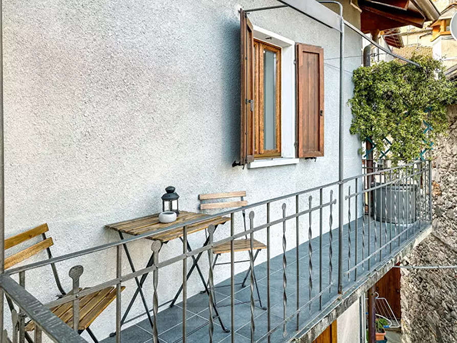 Immagine 17 di Appartamento in vendita  in Via Massimo d'Azeglio 67 a Cannero Riviera