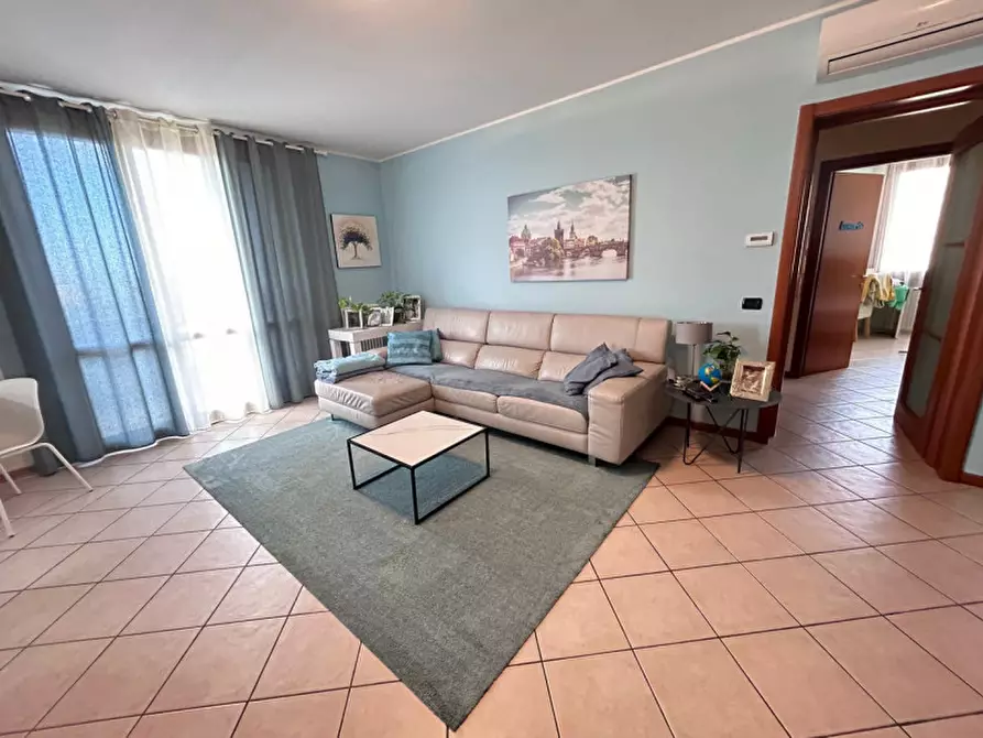 Immagine 2 di Appartamento in vendita  in Via Mirco Martignoni a Brescello