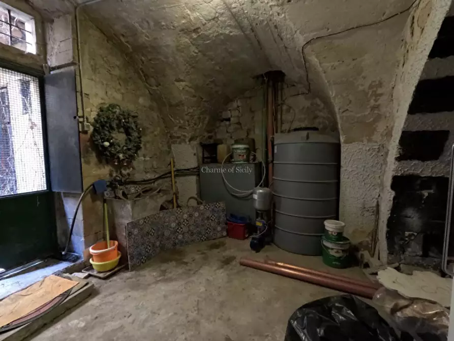 Immagine 52 di Casa indipendente in vendita  in Via Vincenzo Albanese a Modica