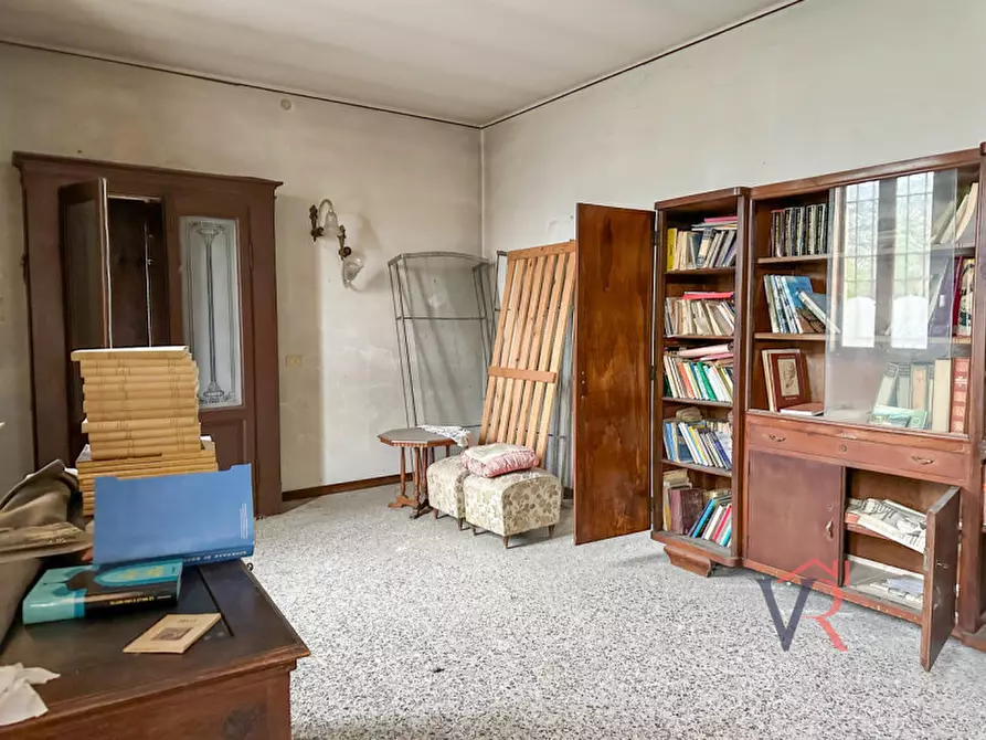 Immagine 19 di Palazzo in vendita  a Orzivecchi