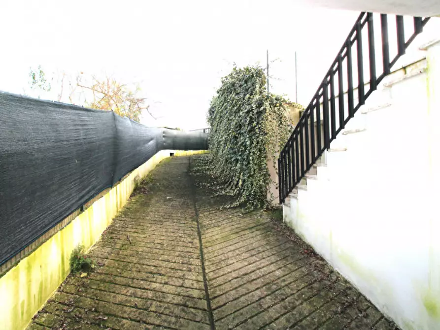 Immagine 35 di Casa bifamiliare in vendita  in Valle del Baccano a Campagnano Di Roma