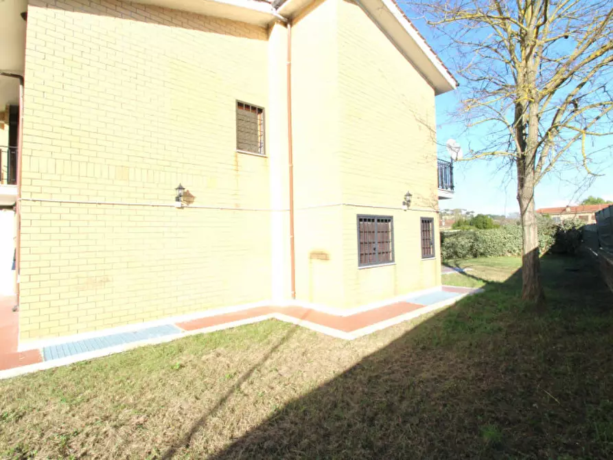 Immagine 44 di Casa bifamiliare in vendita  in Valle del Baccano a Campagnano Di Roma