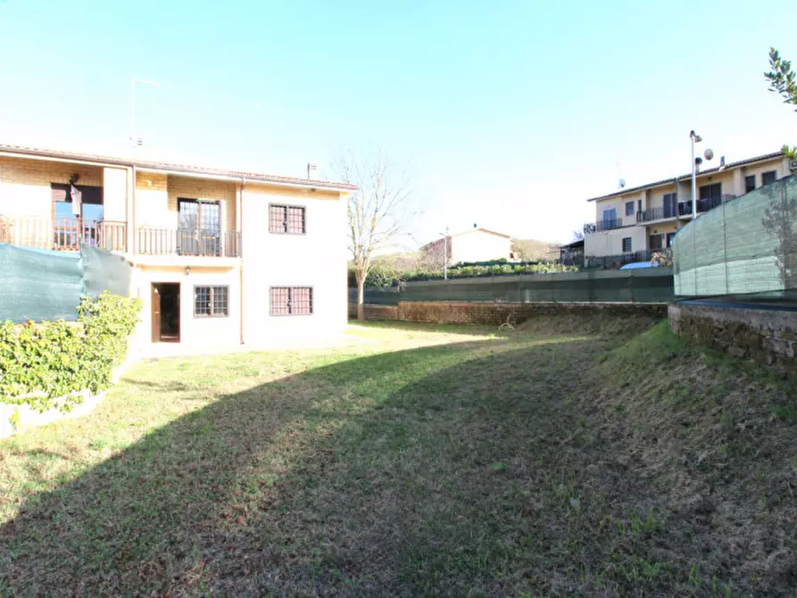 Immagine 50 di Casa bifamiliare in vendita  in Valle del Baccano a Campagnano Di Roma